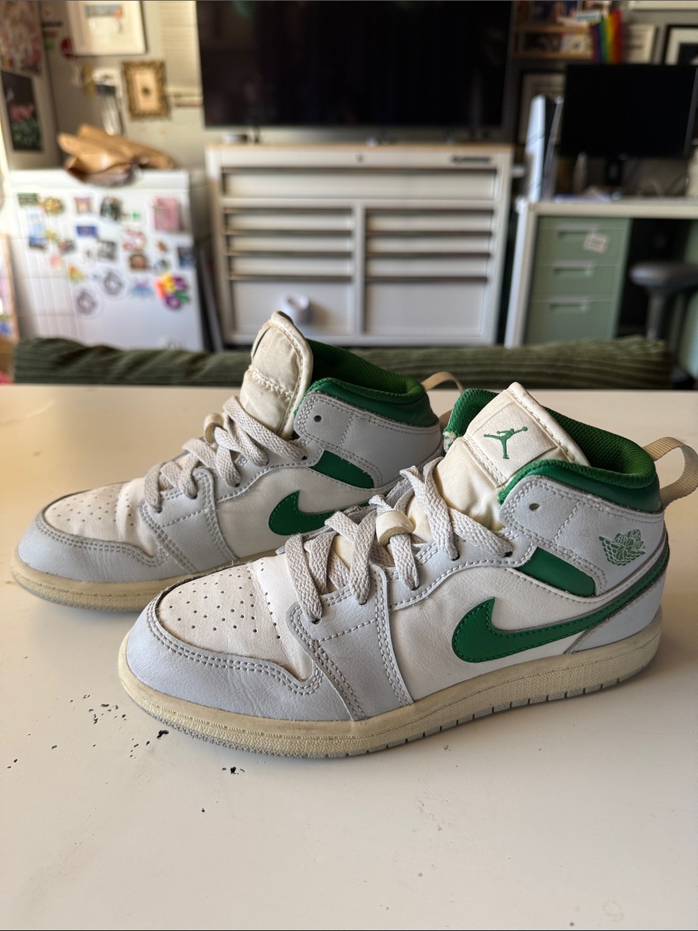 Nike Kids' Mid-Top Sneakers in White and Green